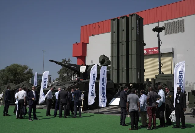 ASELSAN, İleri Teknoloji Savunma Sistemlerini IDEF 2025'te Tanıttı