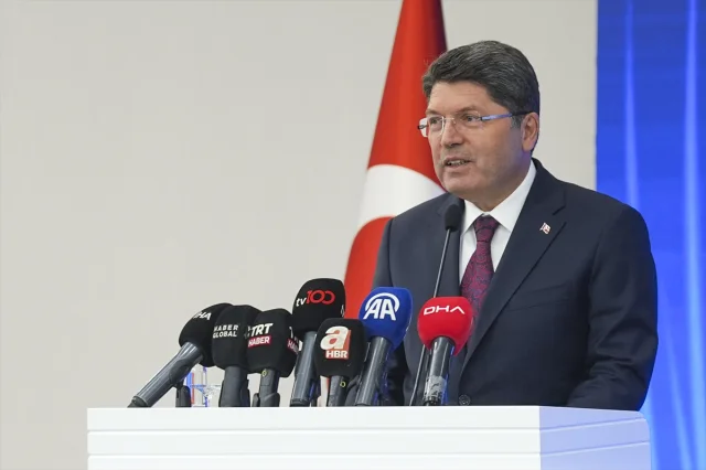Bakan Tunç: Adalet Sisteminde Dijital Dönüşüm ve Yeni Kanun Çalışmaları Gündemde