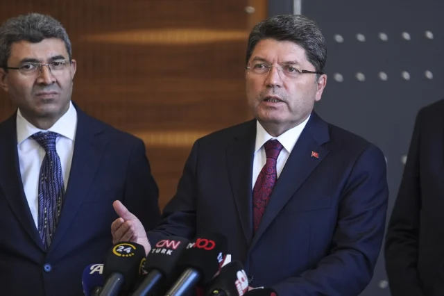 Adalet Bakanı Tunç Açıklamalarda Bulundu: Yanlış Anlaşılmala...