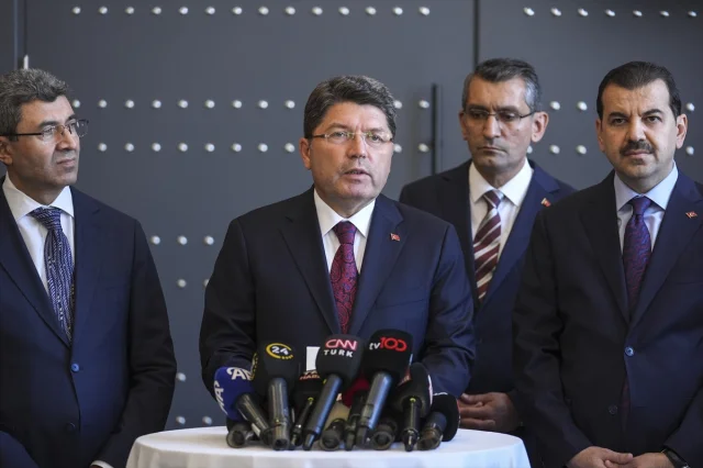 Adalet Bakanı Tunç Açıklamalarda Bulundu: Yanlış Anlaşılmalara Dikkat Çekti