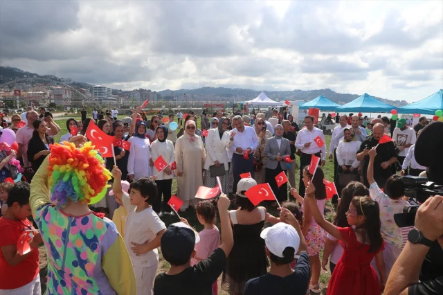 Rize'de Koruyucu Aile Şenliği ile Toplumsal Dayanışma Güçlendirildi