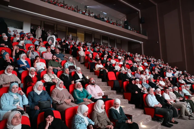 Şam'da Hadis İlminde 14 Yıl Aradan Sonra Gururlu Mezuniyet Coşkusu