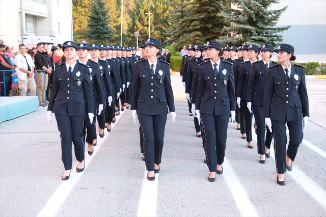 297 Kadın Polis Yozgat'tan Mezun Oldu Görevlerine Hazır