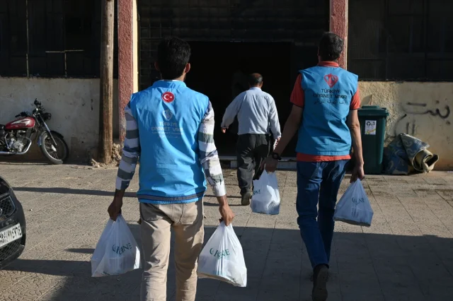 Türkiye'den Suriye'ye Uzanan Yardım Eli: 2 Bin 850 Aileye Destek