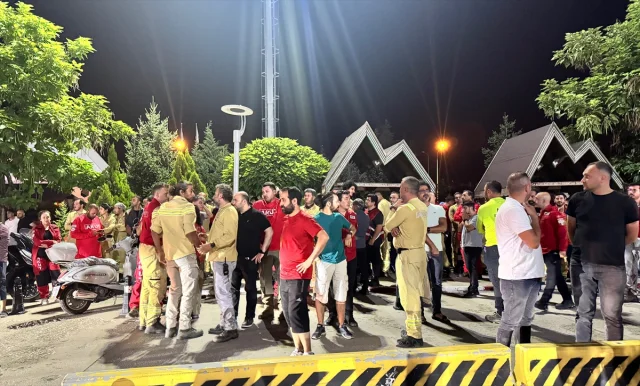 Eskişehir'deki Yangında Hayatını Kaybedenlerin Cenazeleri Afyonkarahisar'a Getirildi
