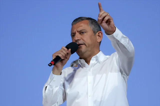 Özgür Özel'den Bakırköy'de Birlik Mesajı