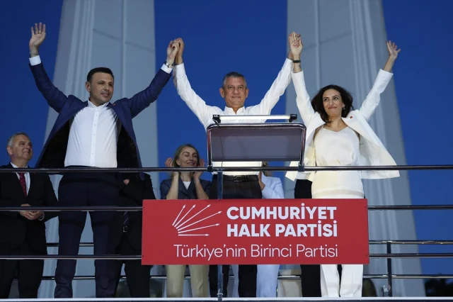 Özgür Özel'den Bakırköy'de Birlik Mesajı