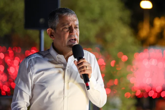 Özgür Özel'den Bakırköy'de Birlik Mesajı