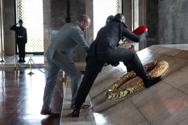 Belçika Savunma Bakanı Francken'in Anıtkabir Ziyareti