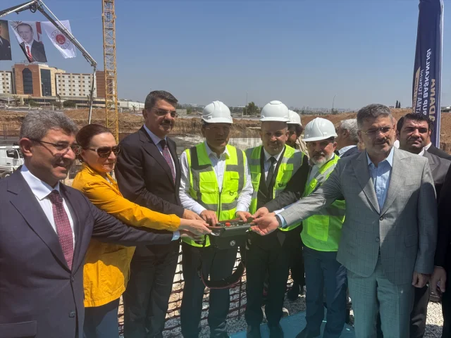 Adalet Bakanı Tunç Adana'da Yeni Adli Tıp Binasının Temel Atma Törenine Katıldı