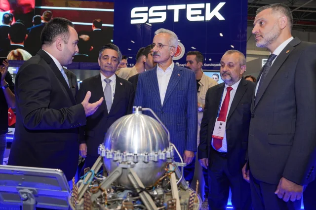 Bakan Uraloğlu'nun Katılımıyla IDEF 2025'te Savunma Sanayii Vizyonu