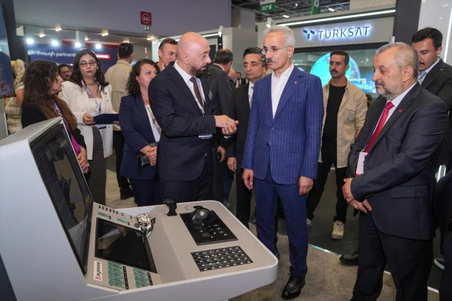 Bakan Uraloğlu'nun Katılımıyla IDEF 2025'te Savunma Sanayii Vizyonu