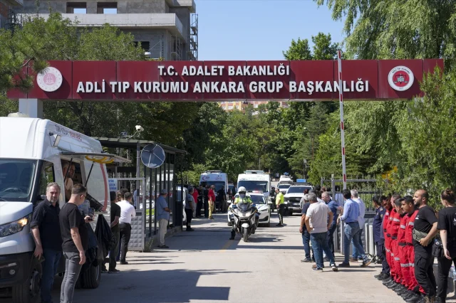 Eskişehir'deki Orman Yangını Faciasında Hayatını Kaybedenler Ailelerine Teslim Edildi