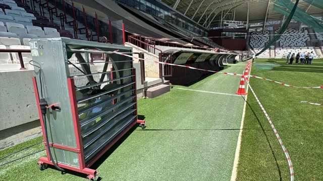 Diyarbakır ve Elazığ'daki Stadlar Aşırı Sıcaklarla Nasıl Mücadele Ediyor