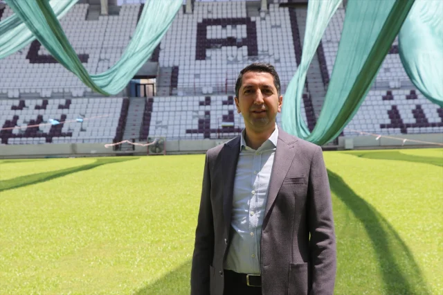 Diyarbakır ve Elazığ'daki Stadlar Aşırı Sıcaklarla Nasıl Mücadele Ediyor