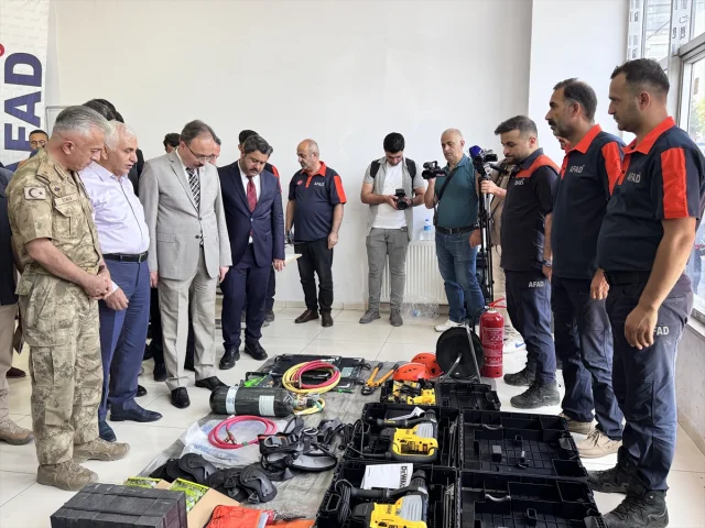 Siirt'te Gönüllülük Hareketi Güçleniyor: AFAD Destek Gönüllü...