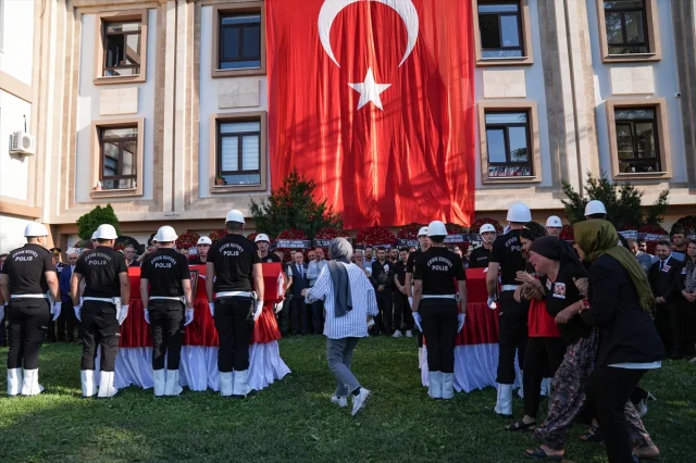 Denizli'de Orman Şehitleri İçin Hüzünlü Veda