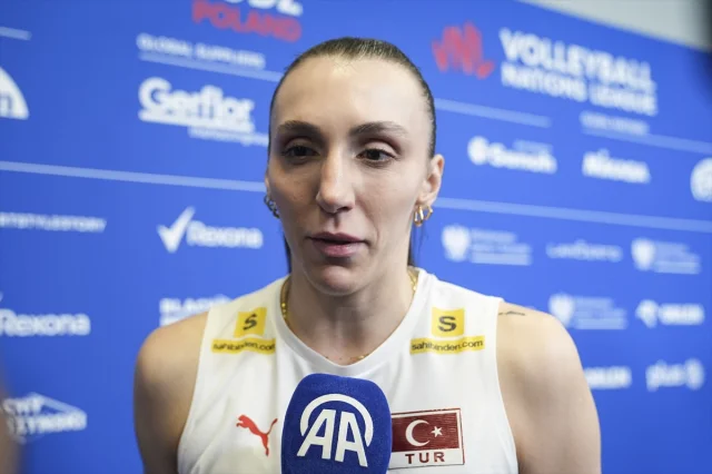 Türkiye'nin Kadın Voleybolundaki Asil Mücadelesi Japonya Kar...