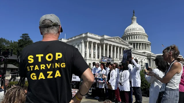 Washington'da Soykırıma Karşı Doktorlar Gazze İçin Harekete Geçti