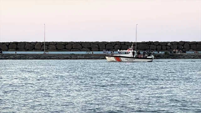 Samsun Sahillerinde Kayıp Şahıs İçin Kapsamlı Arama Çalışmas...