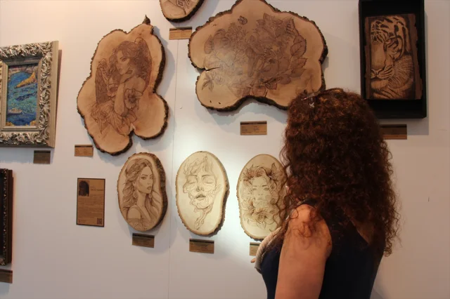 Antalya'da Sanatın Büyüsü Artconcept Fuarı'nda Yaşanıyor