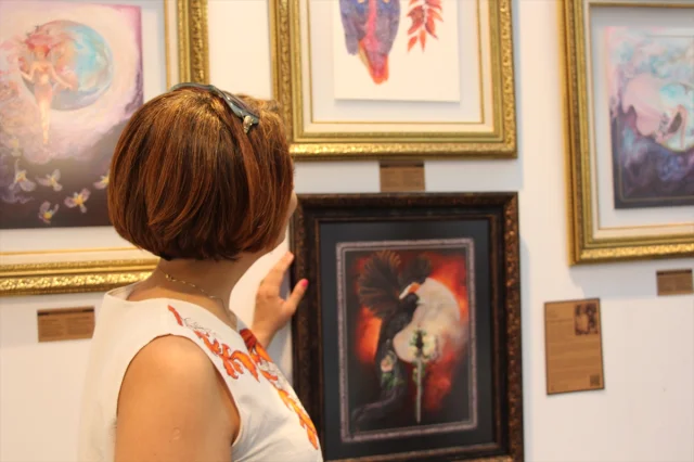 Antalya'da Sanatın Büyüsü Artconcept Fuarı'nda Yaşanıyor
