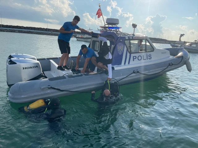 Samsun Sahillerinde Üzücü Olay: Denizde Kaybolan Kişinin Ces...