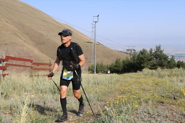 Erzurum'da Yüksek İrtifa Koşusu Sporcuları Zirveye Taşıyor