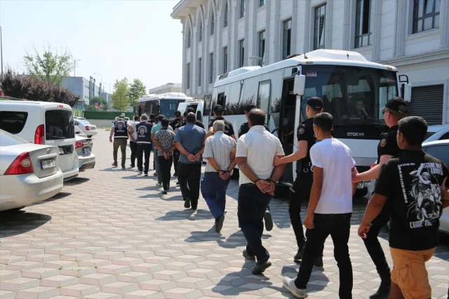 Kocaeli'deki Kavgada 5 Kişi Yaralandı 14 Şüpheli Cezaevine Gönderildi