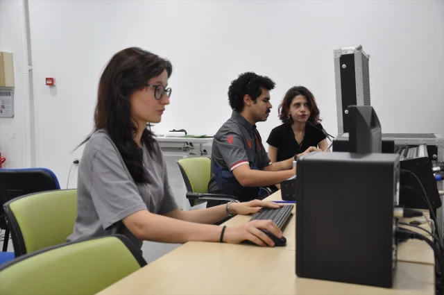 Anadolu Üniversitesi İletişim Fakültesi Mezunları Sektöre Hızla Adım Atıyor