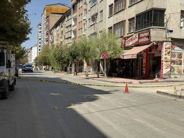 Elazığ'da Çıkan Silahlı Olayda Polis Memuru Yaralandı