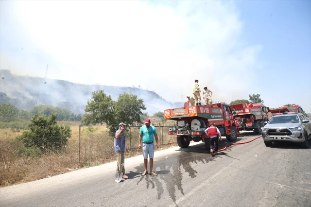 Antalya'nın Orman Yangınlarıyla Mücadelesi Devam Ediyor
