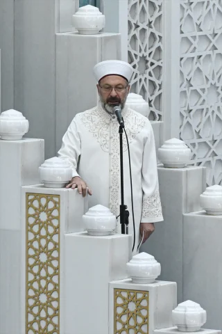 Diyanet İşleri Başkanı Erbaş Gazze'deki İnsanlık Dramına Dikkat Çekti