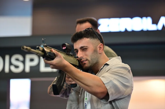 İstanbul'da Savunma Teknolojileri Şöleni: IDEF 2025'e Yoğun İlgi