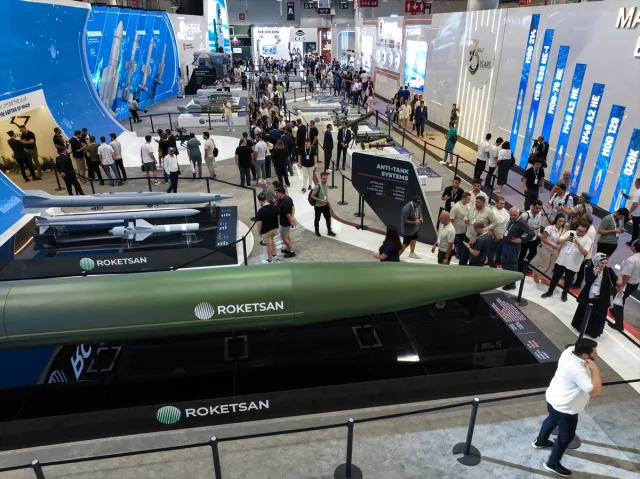 İstanbul'da Savunma Teknolojileri Şöleni: IDEF 2025'e Yoğun İlgi