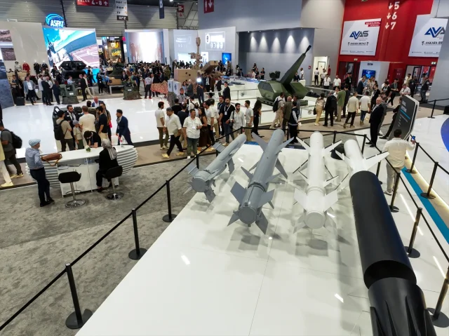 İstanbul'da Savunma Teknolojileri Şöleni: IDEF 2025'e Yoğun İlgi