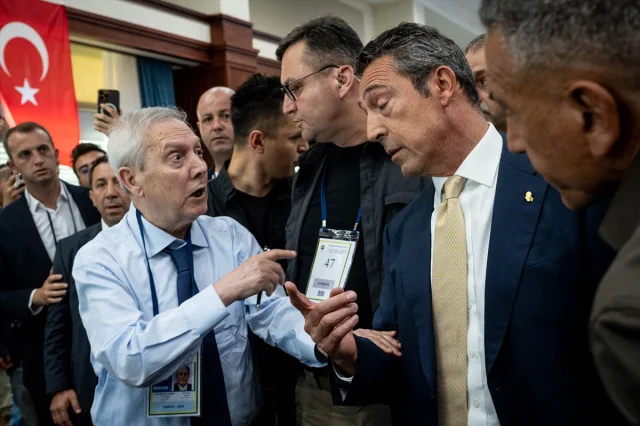 Fenerbahçe'de Gergin Toplantı: Ali Koç Aziz Yıldırım'a Yanıt Verdi