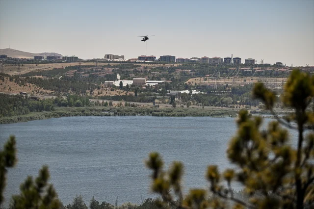 Ankara Eymir Gölü Çevresindeki Ormanda Yangın Büyüyor