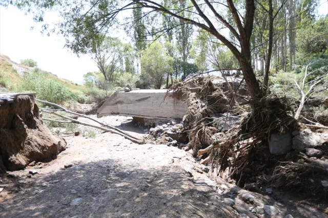 Kars'ta Sel Felaketi Köylerde Ciddi Hasar Yarattı