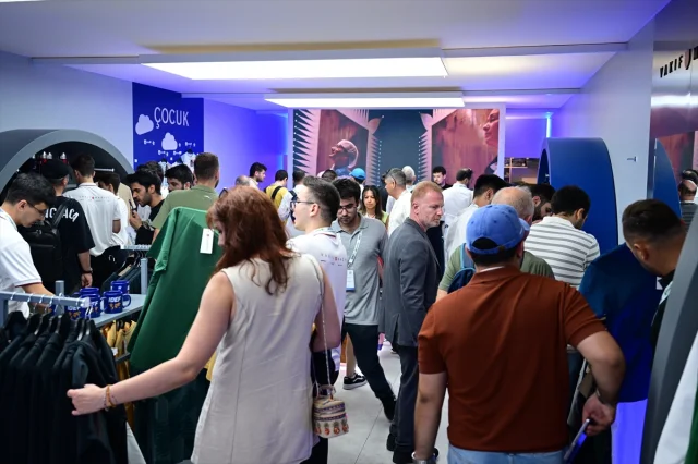 TSK Güçlendirme Vakfı, IDEF 2025'te Lisanslı Ürünlerle Büyük İlgi Topluyor
