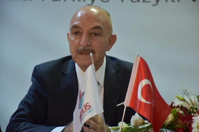 Bitlis'te Türkiye Sohbetleri Buluşması Gelecek Vizyonunu Ortaya Koydu