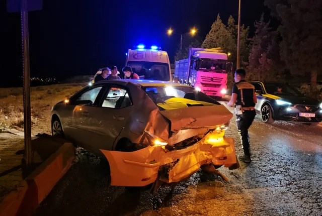 Siirt'te Trafik Kazası 7 Yaralıyla Sonuçlandı: Kazanın Detayları