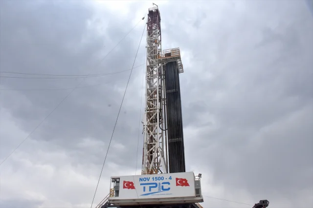 Kato Dağı'nda Türk Mühendislerin Yoğun Çalışmalarıyla Petrol Aranıyor