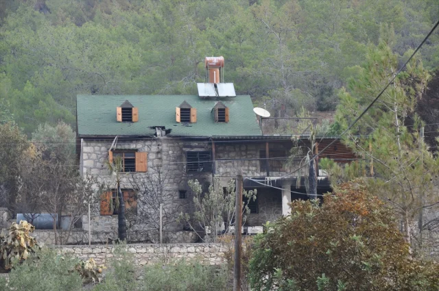 Silifke’de Büyük Mücadele ile Orman Yangını Kontrol Altında