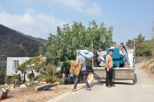 Silifke’de Büyük Mücadele ile Orman Yangını Kontrol Altında