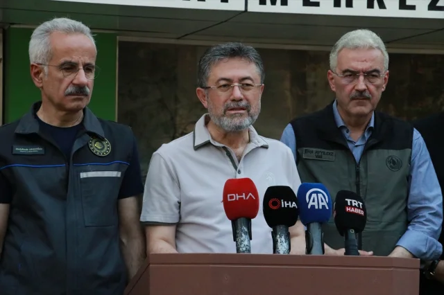 Bakan Yumaklı'dan Orman Yangınlarına Karşı Uyarı