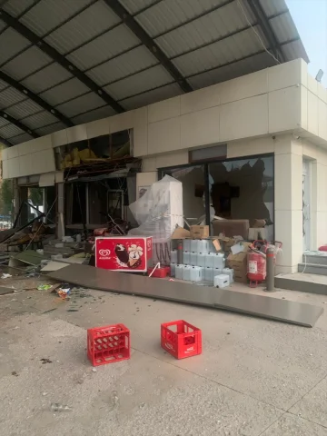 Van'da Akaryakıt İstasyonundaki Patlama Endişe Yarattı