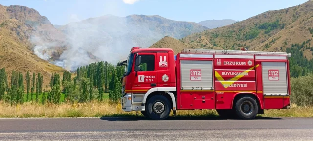 Erzurum'un Oltu İlçesinde Çıkan Yangın Hızla Kontrol Altına Alındı