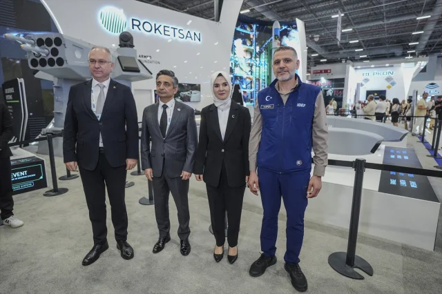 Bakan Göktaş'ın IDEF 2025 Ziyaretinde Savunma Sanayisine Dair Önemli Mesajlar