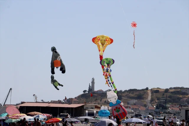 Trakya Uçurtma Festivali'nde Renkli Kareler ve Uluslararası Katılım